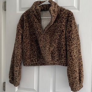 Leopard crop top long sleeve sweater